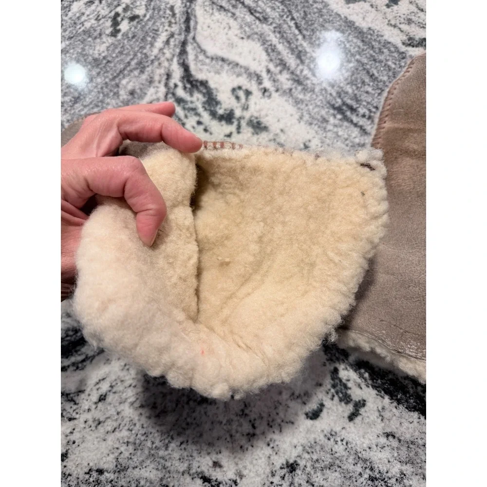 Shearling Mittens Tan Suede Sheepskin Lined Whipstitch Winter Gloves
